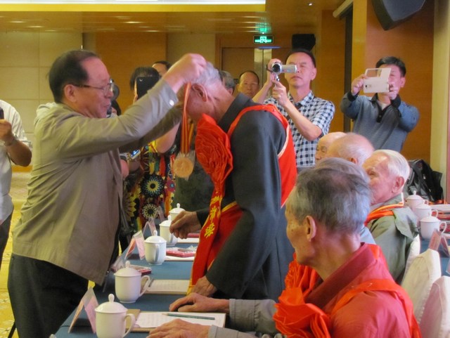 抗战3.jpg